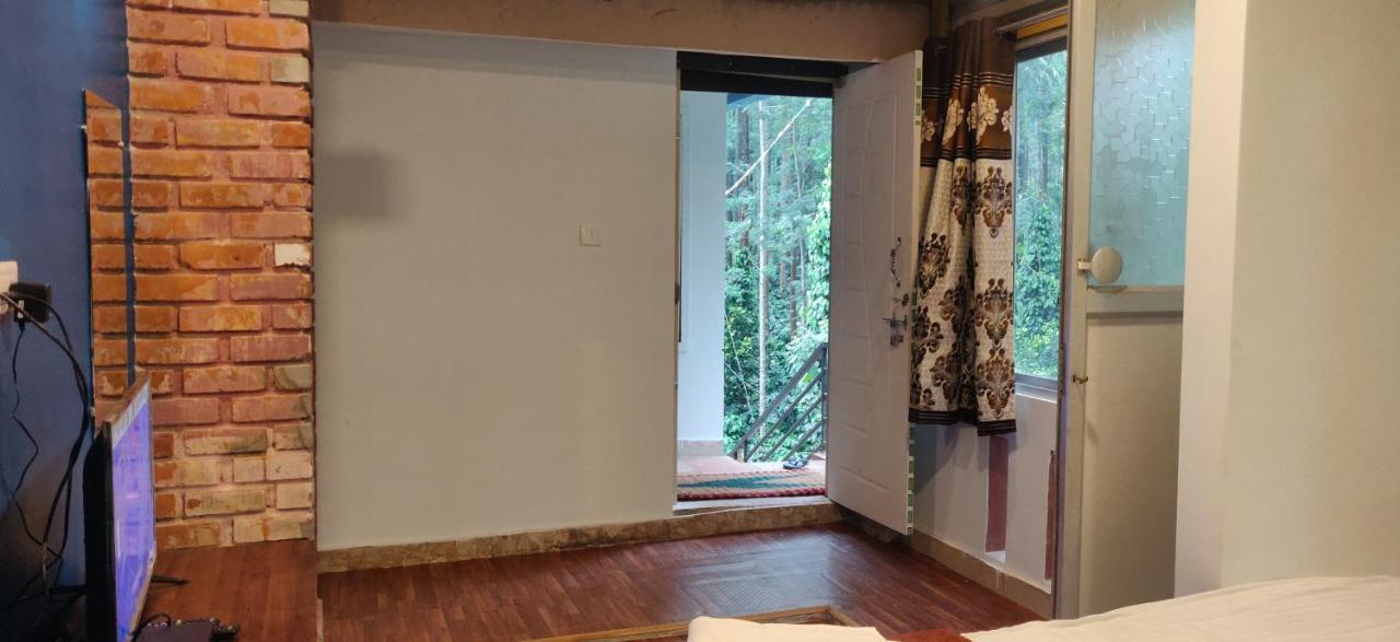The Inchara Hill View Homestay Chikmagalūr Extérieur photo