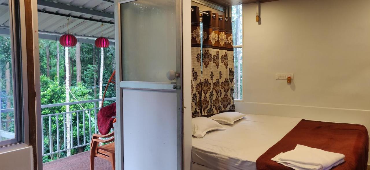 The Inchara Hill View Homestay Chikmagalūr Extérieur photo